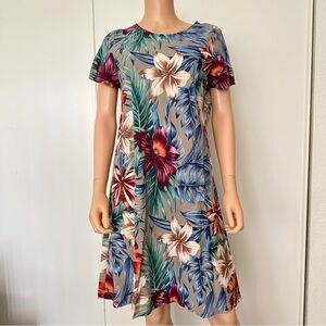 Vintage Hilo Hattie Hawaiian Dress Size Medium